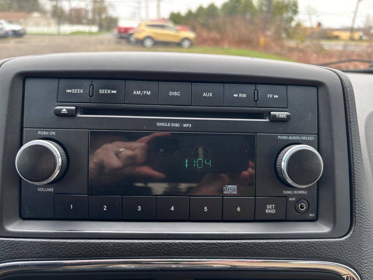 Used 2015 Dodge Grand Caravan SXT FWD image 10