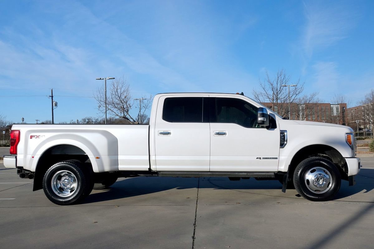 Used 2019 Ford F350 Platinum w/ Platinum Ultimate Package image 15
