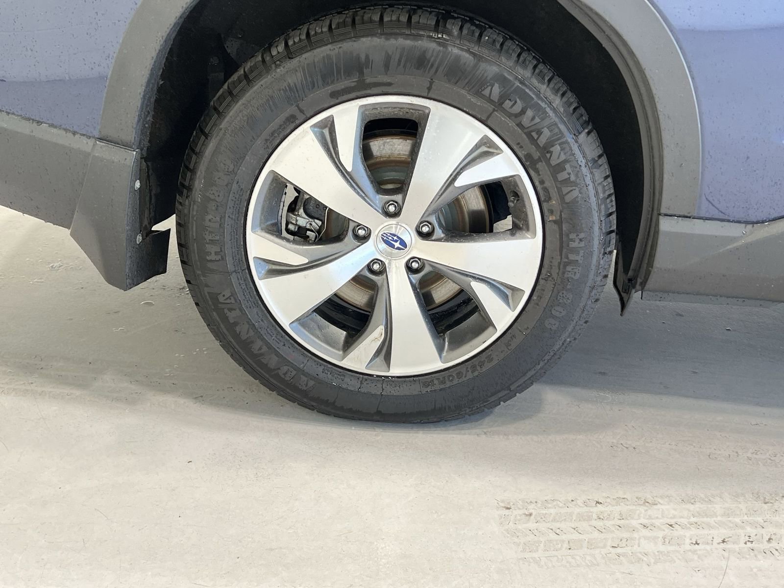 Used 2024 Subaru Ascent Premium w/ Convenience Package AWD/4WD image 10