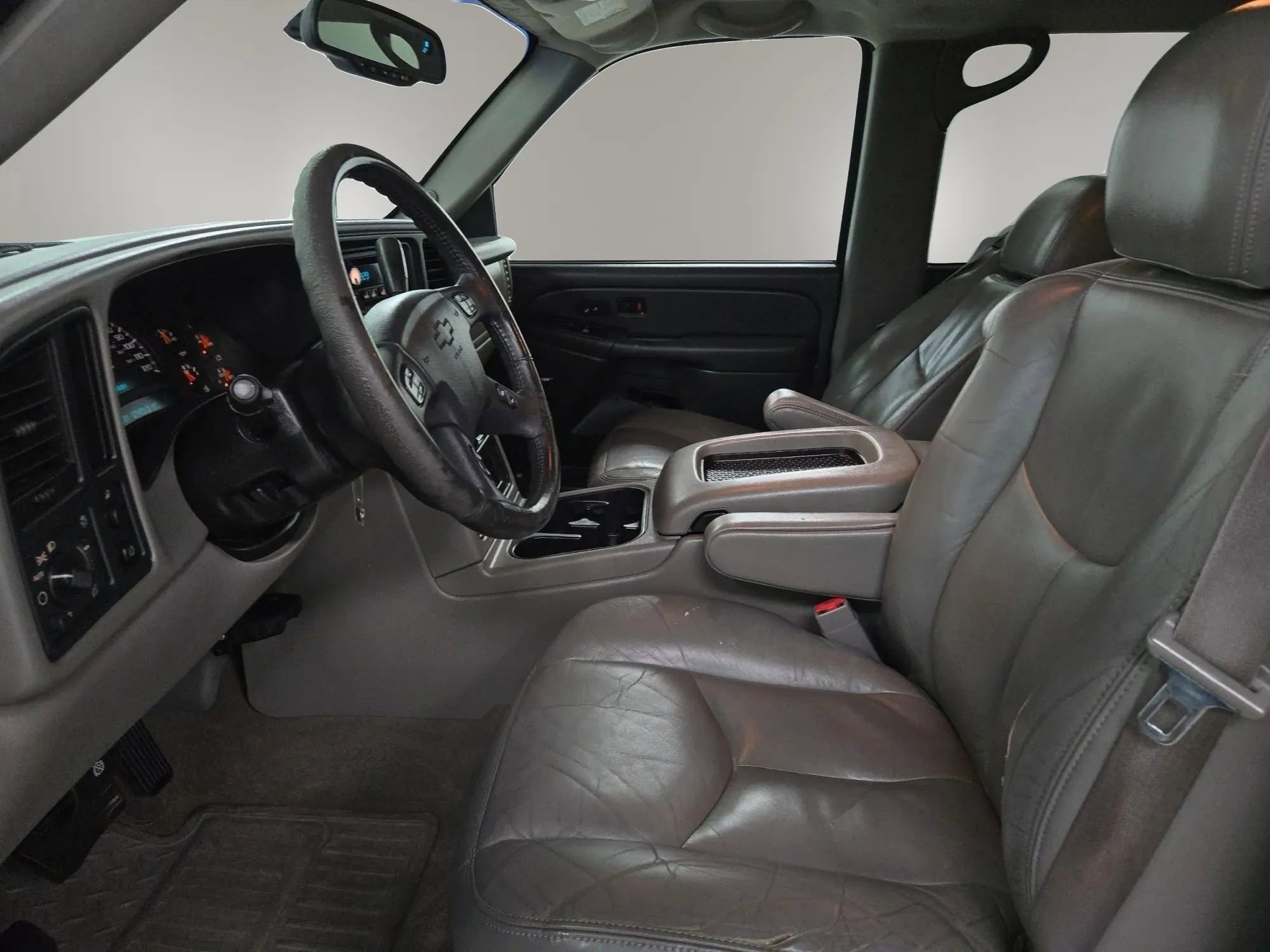 Used 2003 Chevrolet Silverado 1500 LT RWD image 9