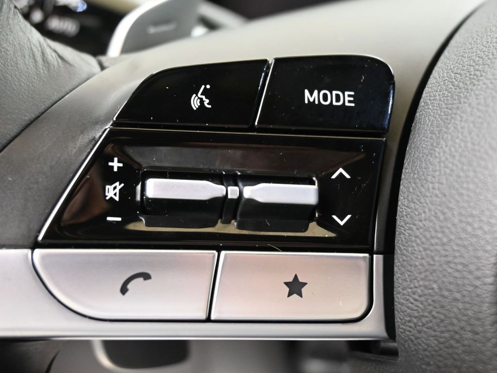 Certified 2023 Hyundai Santa Cruz SEL Premium image 24