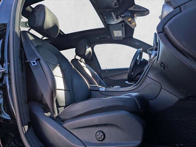 Used 2017 Mercedes-Benz GLC 300 4MATIC image 21