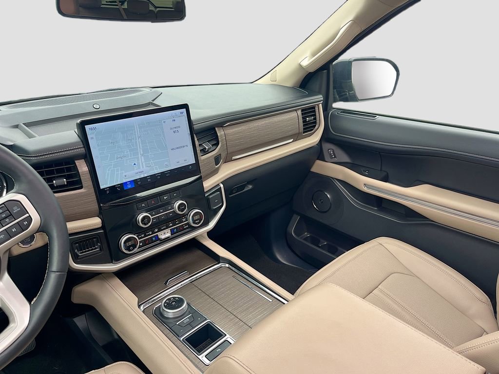 Used 2024 Ford Expedition Limited image 25