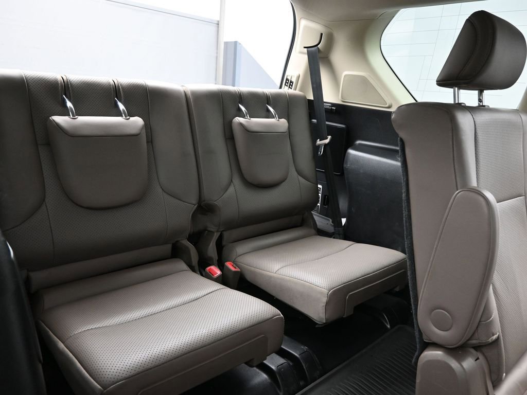 Used 2023 Lexus GX 460 Luxury w/ Sport Design Package image 14