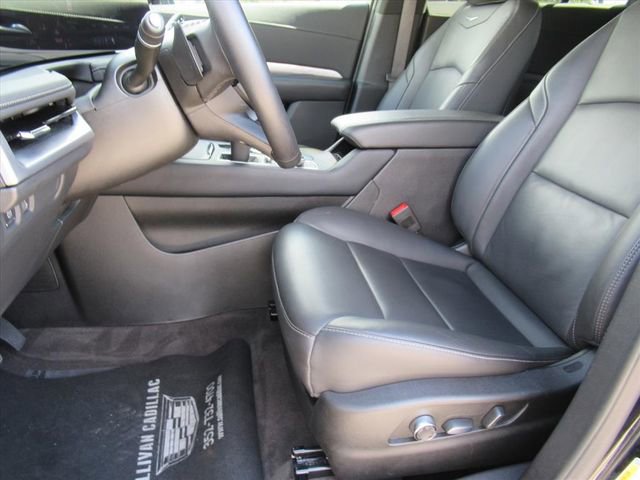 Certified 2025 Cadillac XT4 Premium Luxury image 18