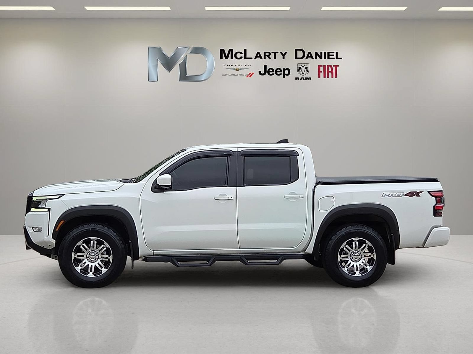 Used 2023 Nissan Frontier PRO-4X w/ Technology Package AWD/4WD video 3