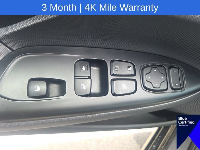 Used 2019 Hyundai Veloster 2.0 FWD image 19