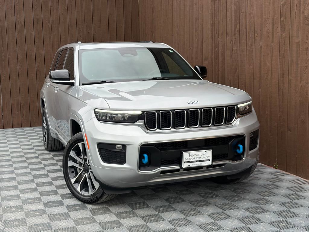 Used 2023 Jeep Grand Cherokee Overland w/ Luxury Tech Group IV image 14