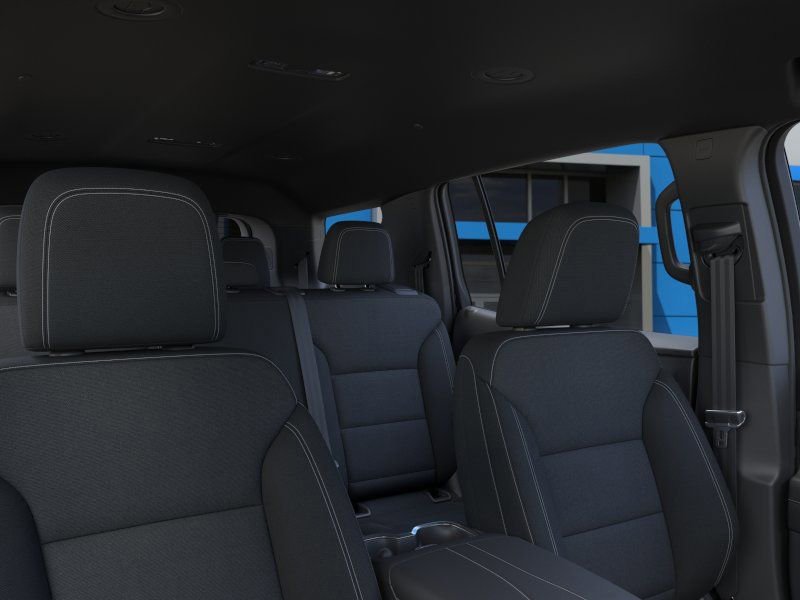 New 2025 Chevrolet Traverse LT w/ Driver Confidence Package image 24