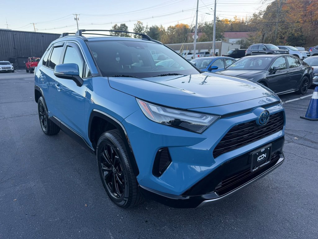 Used 2022 Toyota RAV4 SE w/ SE Grade Weather Package AWD/4WD image 7