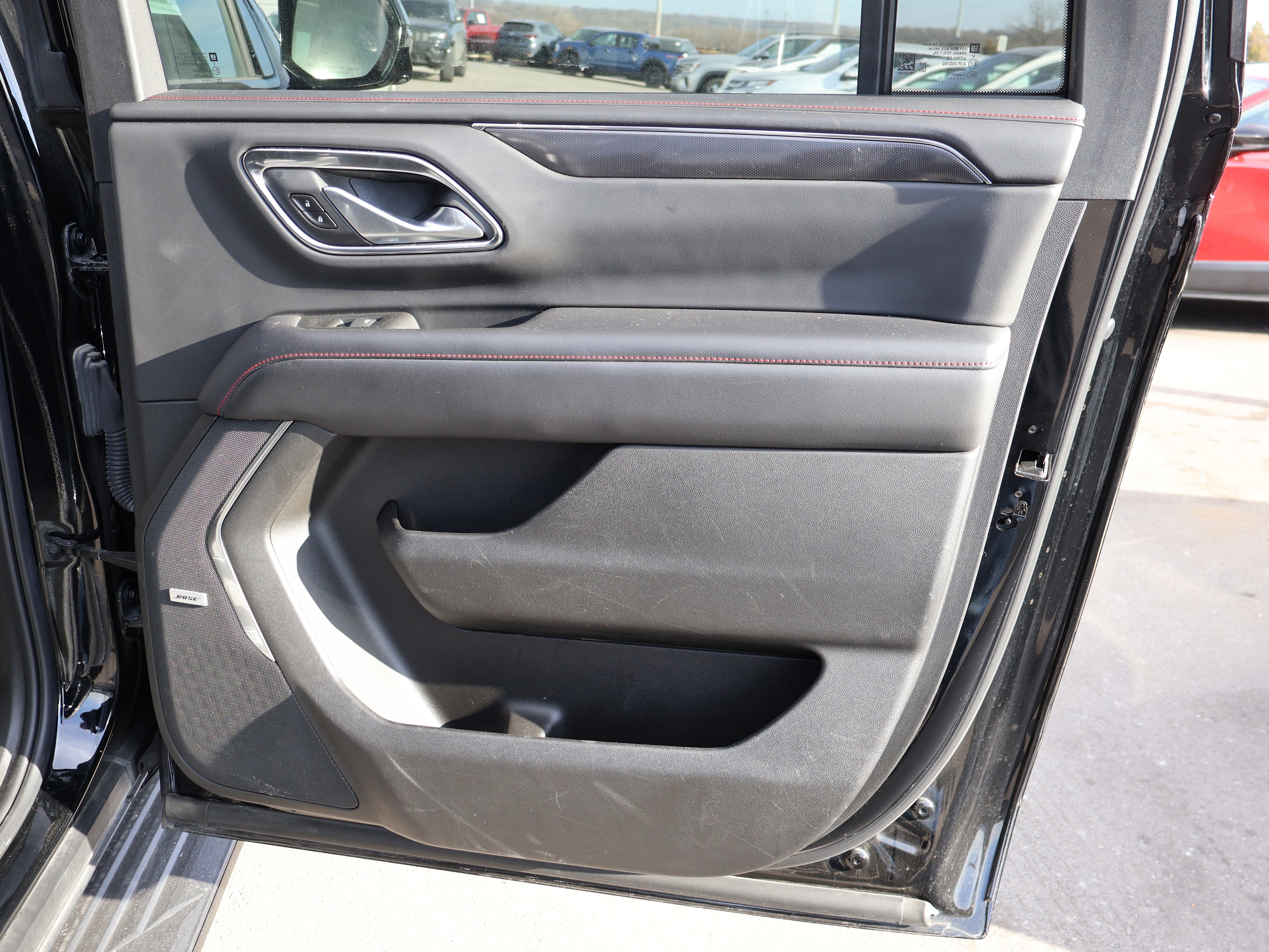 Used 2022 Chevrolet Suburban RST w/ Sport Performance Package AWD/4WD image 13