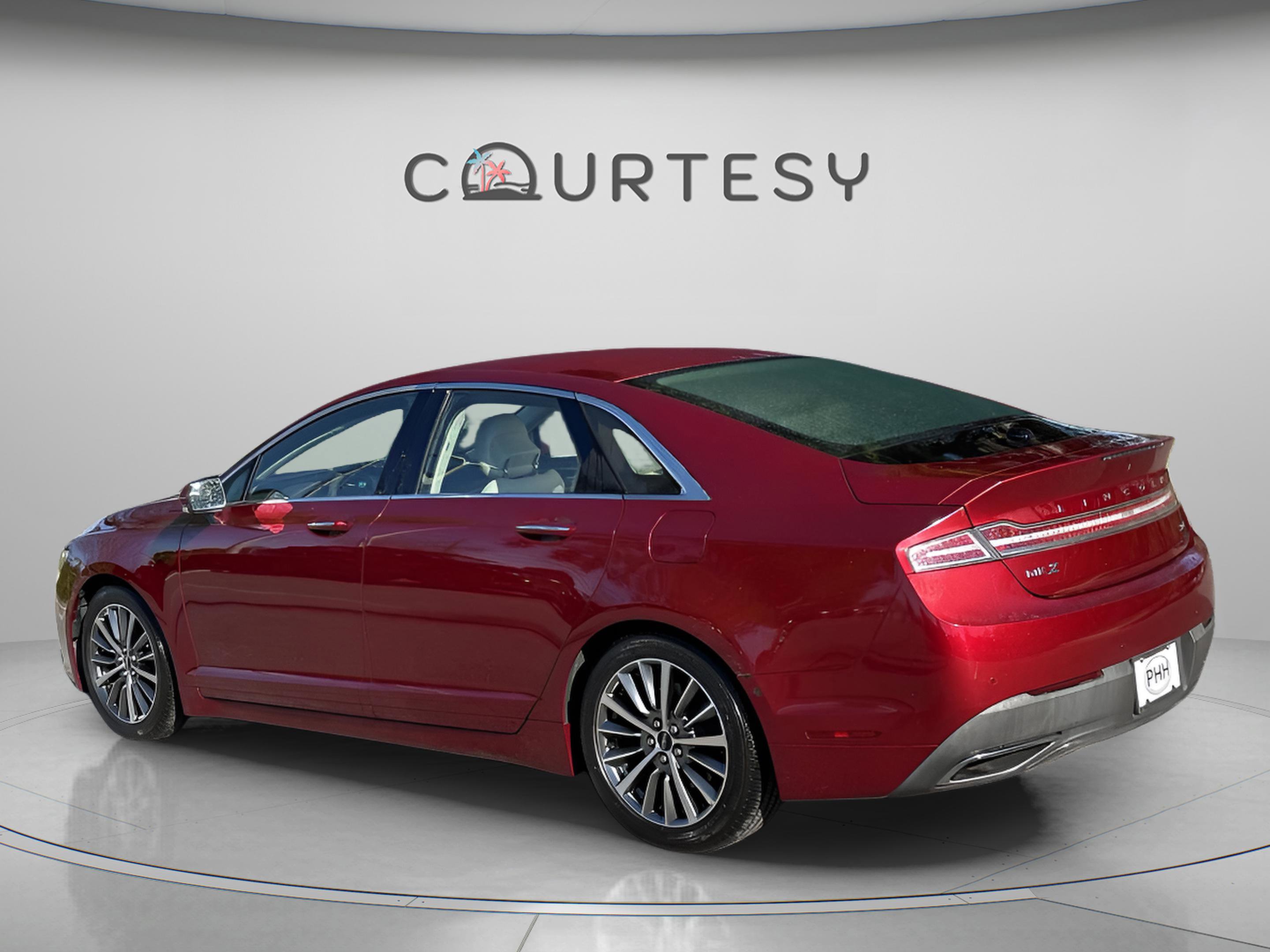 Used 2017 Lincoln MKZ Select FWD image 5