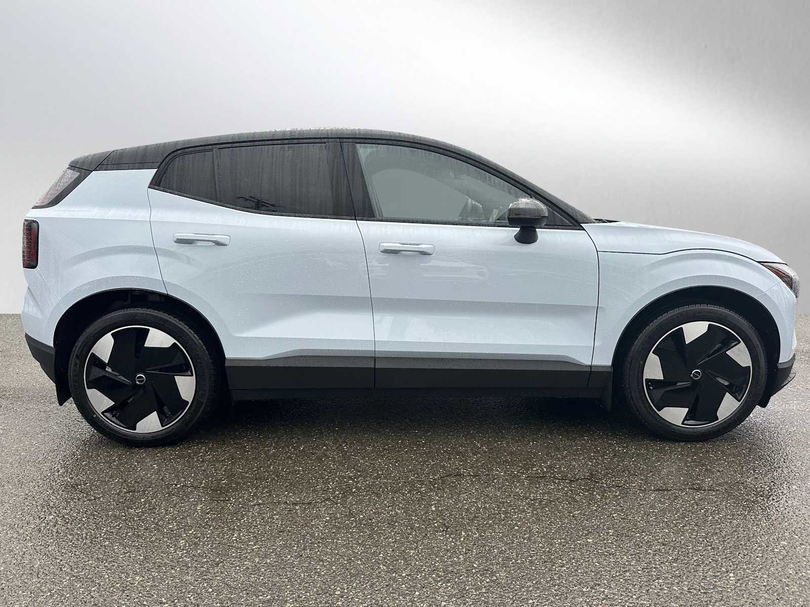 New 2026 Volvo EX30 Plus w/ Protection Package Premier AWD/4WD image 2