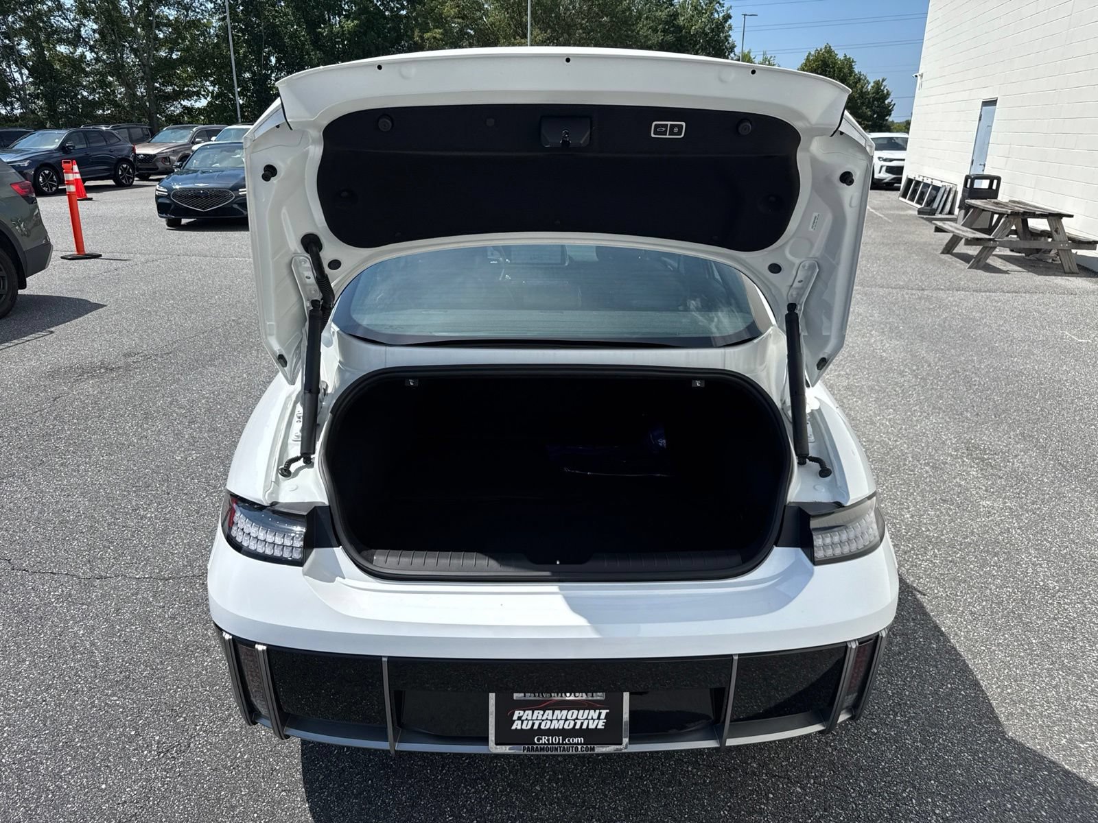 Used 2025 Hyundai Ioniq 6 SEL RWD image 10
