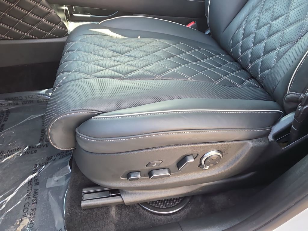 Used 2024 Genesis GV80 3.5T w/ Prestige Package image 37