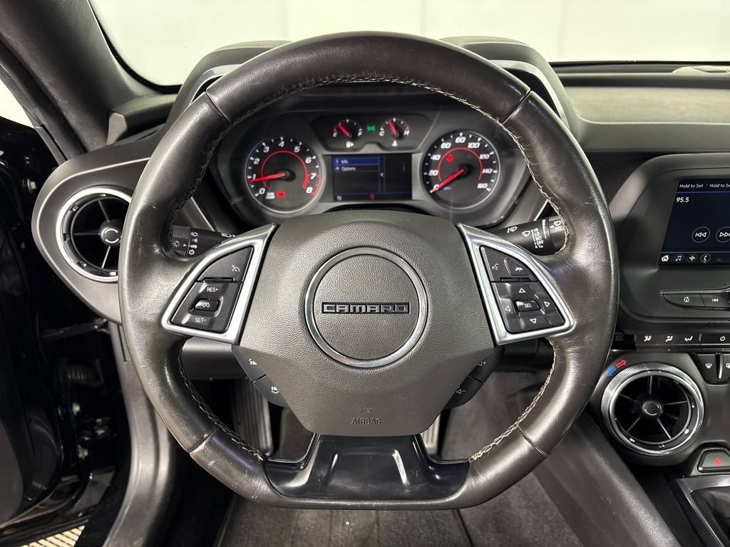 Used 2019 Chevrolet Camaro LT RWD image 13