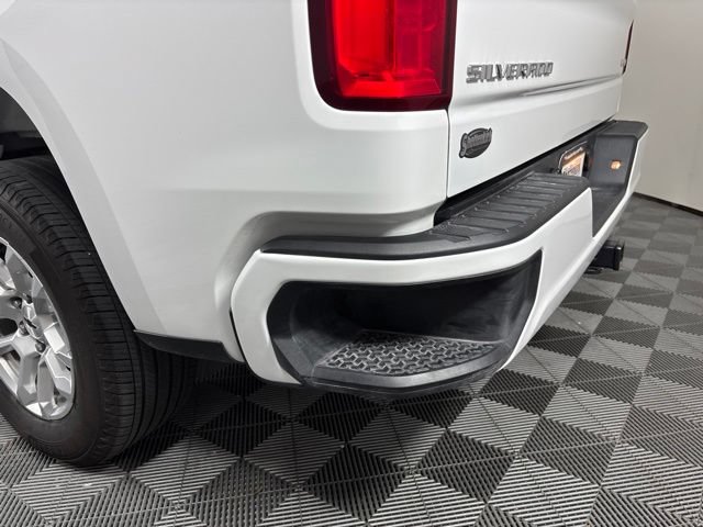 Used 2026 Chevrolet Silverado 1500 RST AWD/4WD image 16