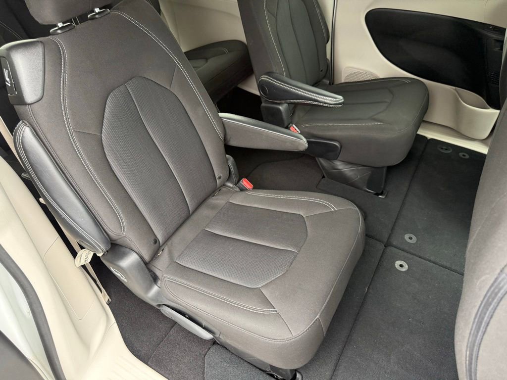 Certified 2023 Chrysler Voyager LX FWD image 40