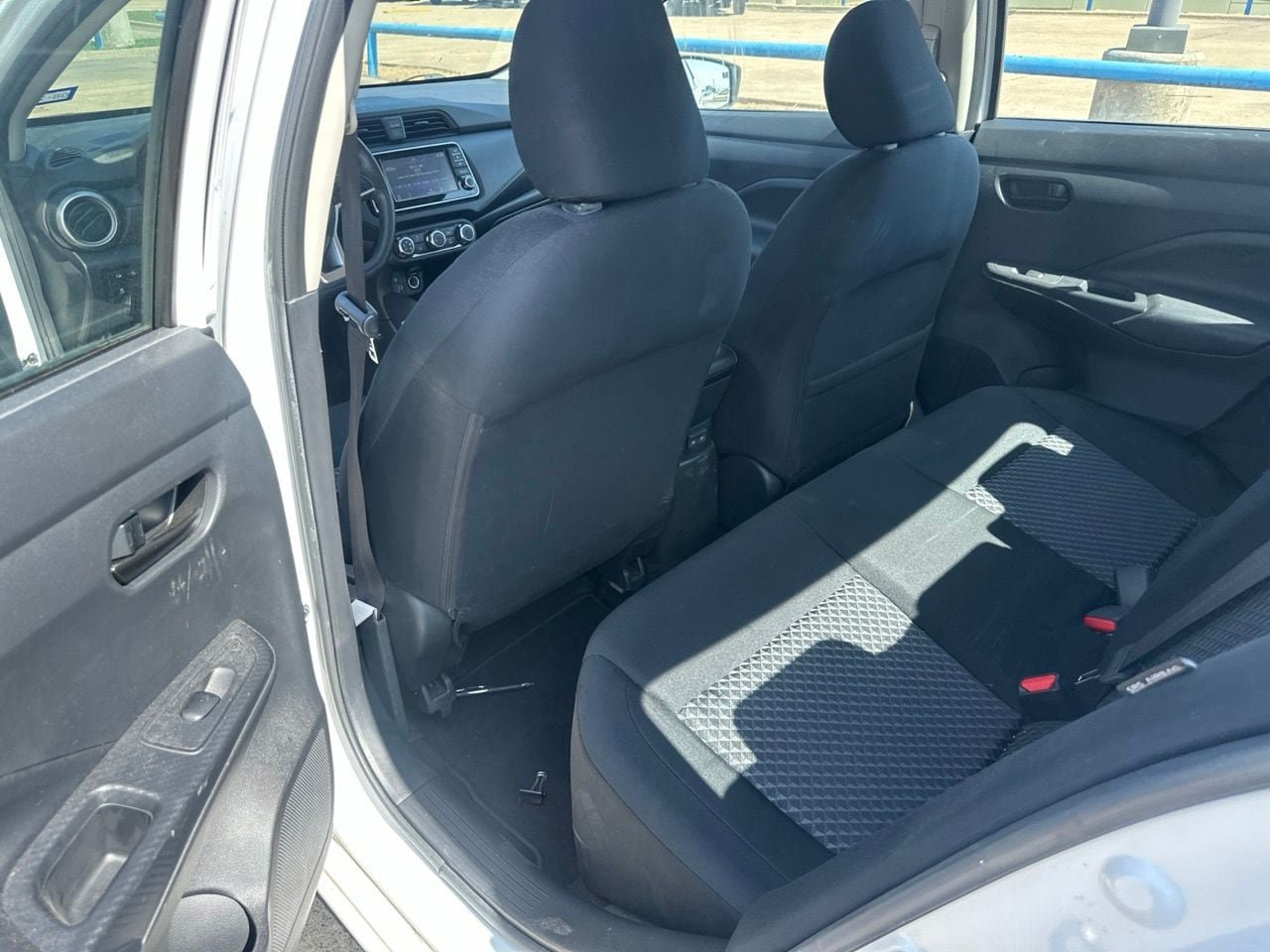Used 2022 Nissan Versa S FWD image 12