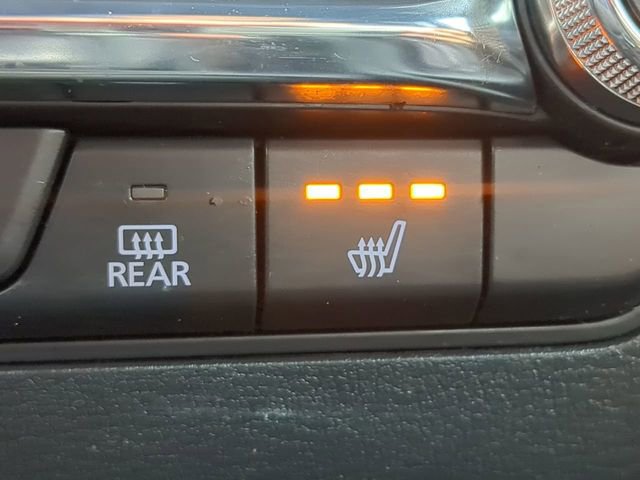 Used 2019 MAZDA MAZDA3 Hatchback w/ Premium Package image 26