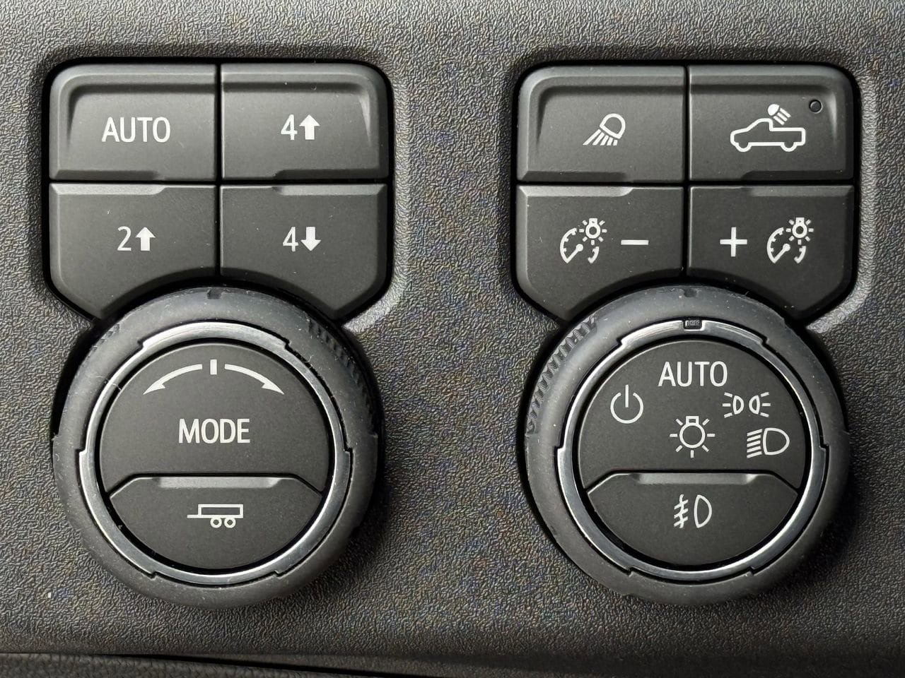 New 2026 Chevrolet Silverado 1500 LTZ w/ LTZ Premium Texas Edition image 17