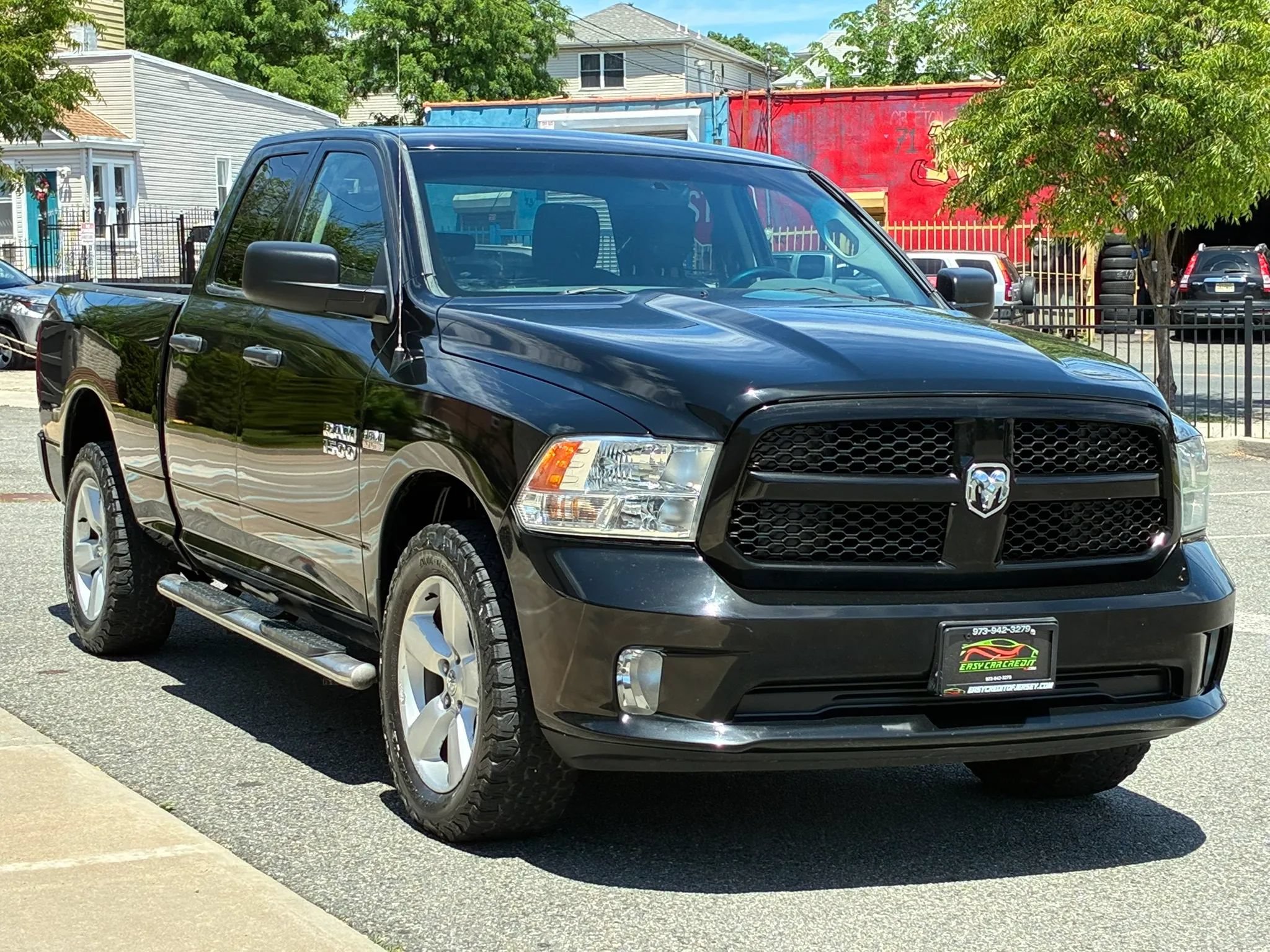 Used 2014 RAM 1500 Express AWD/4WD image 2