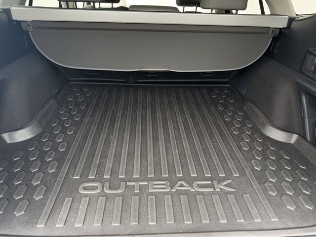 Used 2020 Subaru Outback Limited w/ Popular Package #2 AWD/4WD image 32