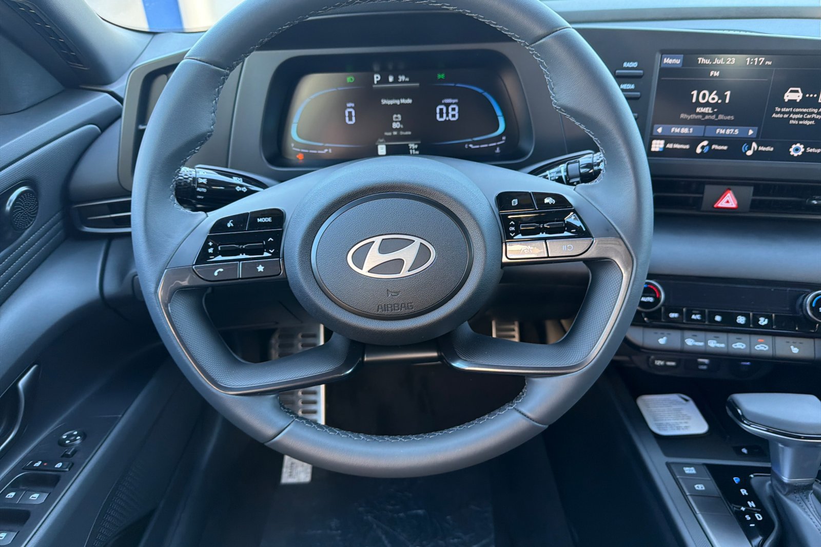 New 2026 Hyundai Elantra SEL Sport FWD image 15