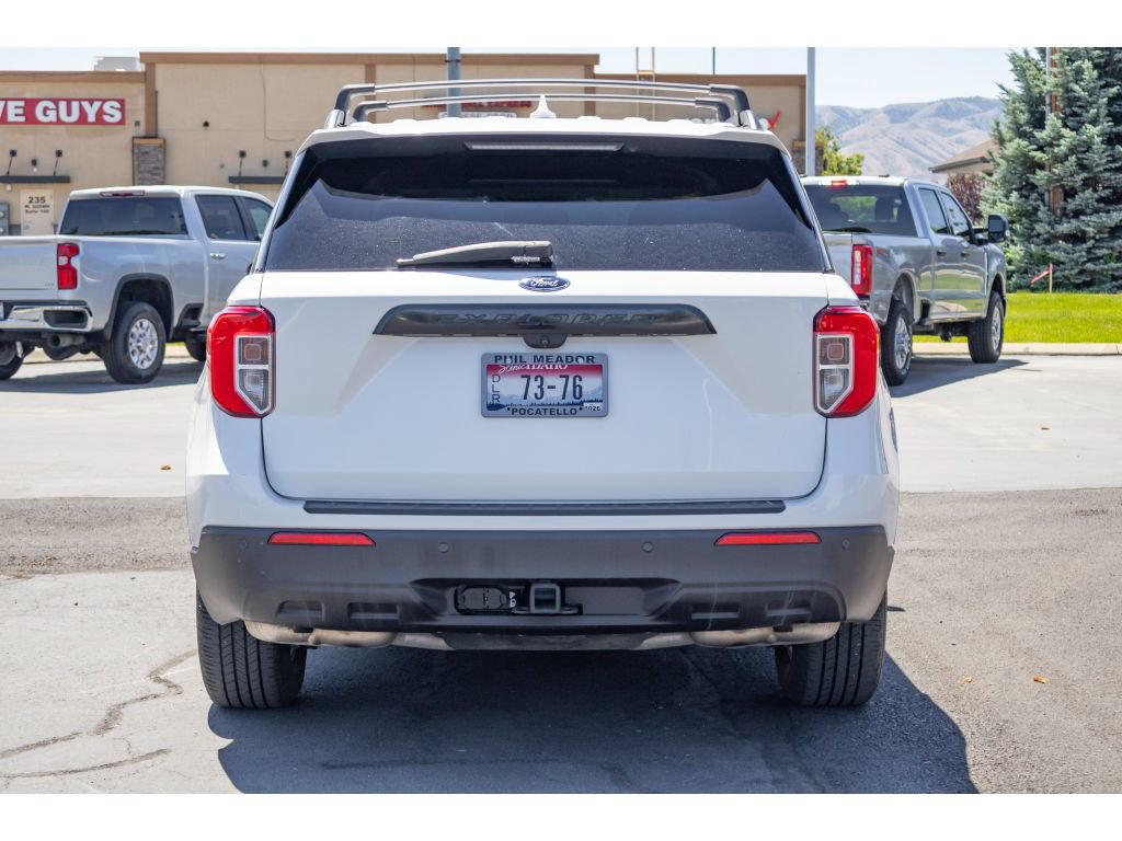 Used 2020 Ford Explorer XLT w/ Comfort Package AWD/4WD image 4