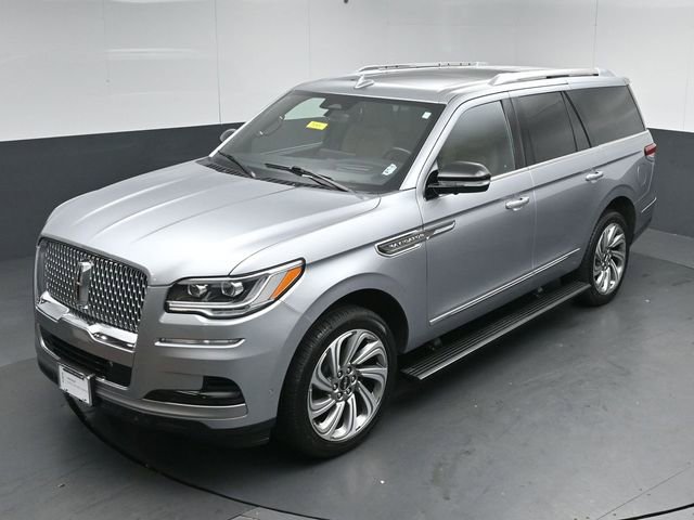 Certified 2023 Lincoln Navigator Reserve AWD/4WD image 49