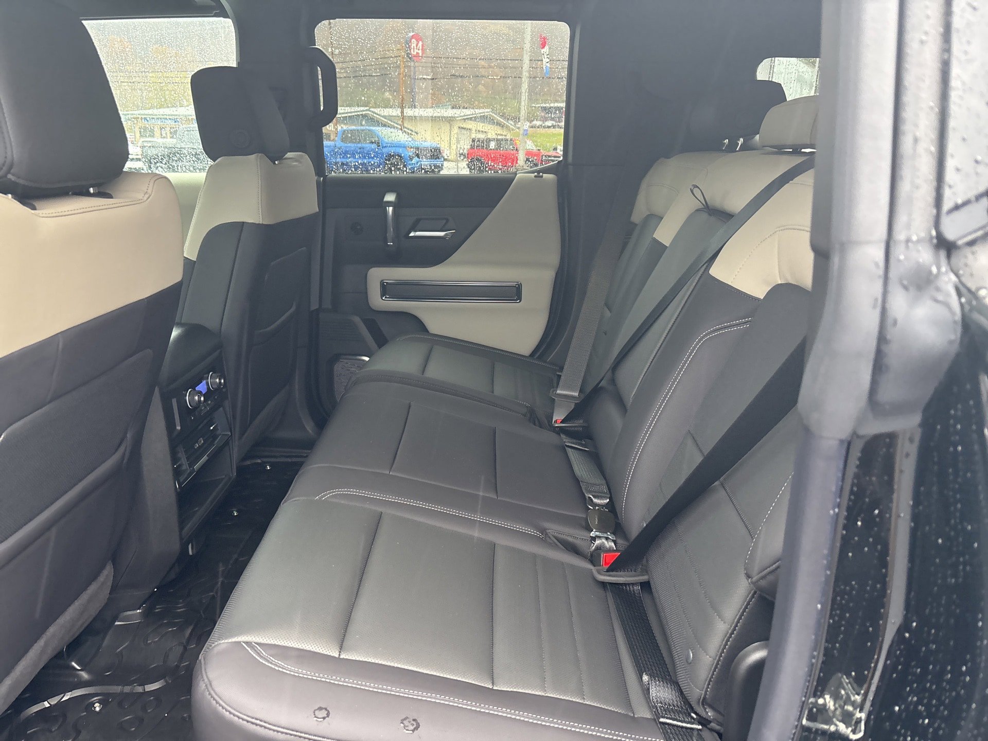 New 2026 GMC Hummer EV SUV image 5