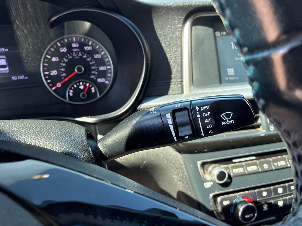 Used 2019 Kia Optima S FWD image 28