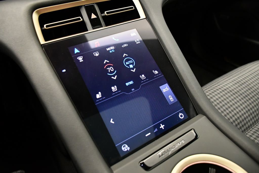 Certified 2025 Porsche Taycan 4S image 32