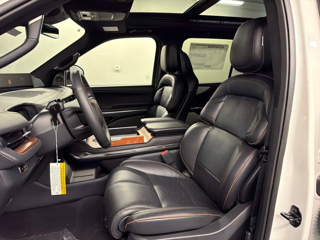 New 2027 Lincoln Navigator Black Label AWD/4WD image 30