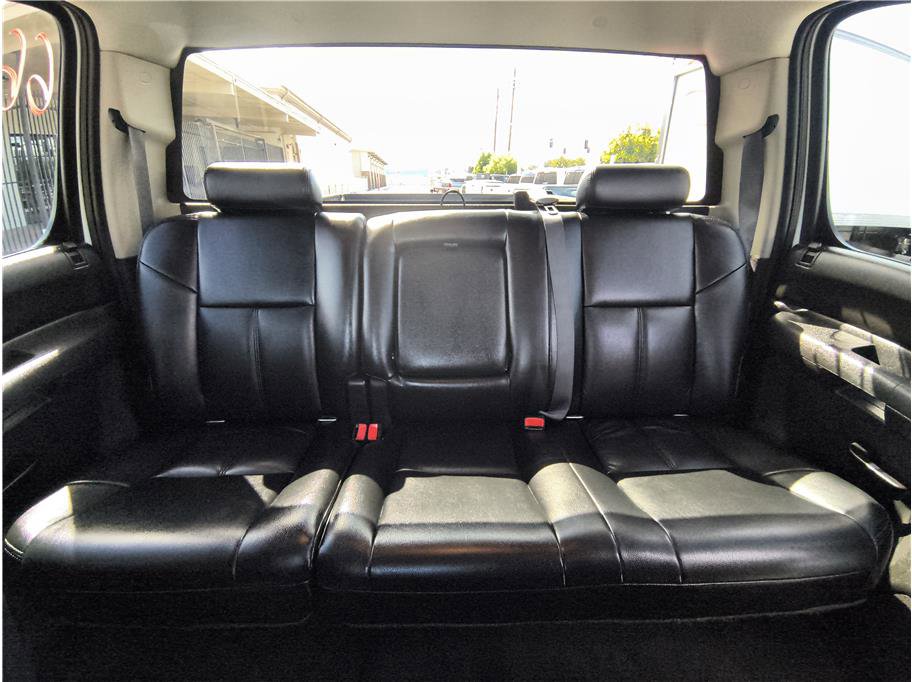 Used 2011 GMC Sierra 2500 SLE w/ SLE Preferred Package AWD/4WD image 7