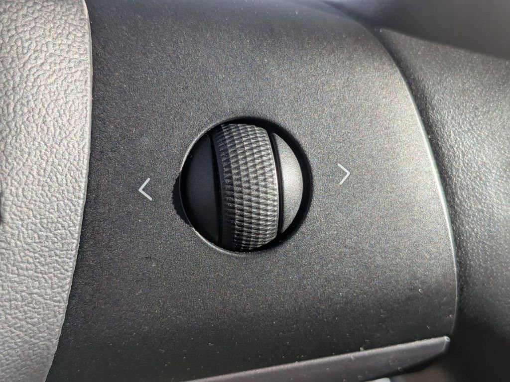 Used 2018 Tesla Model 3 Long Range image 22