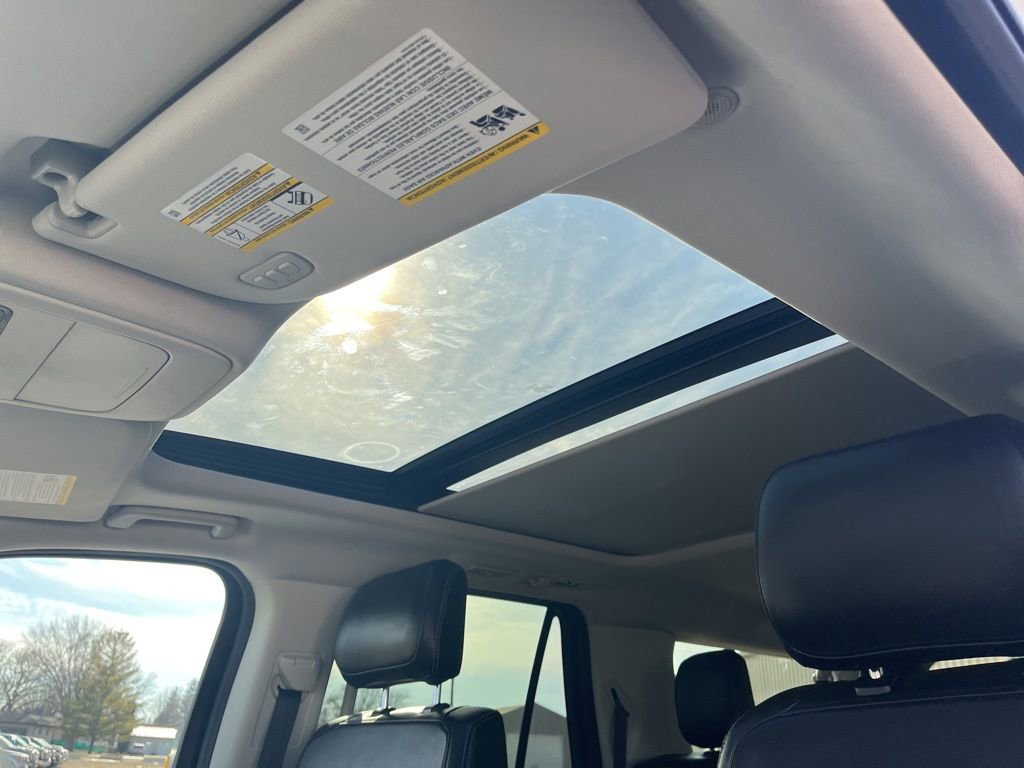 Used 2025 Ford Expedition Max Platinum image 13