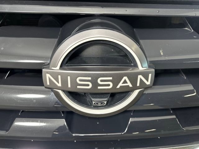 Used 2021 Nissan Armada SL w/ Captain's Chairs Package image 9