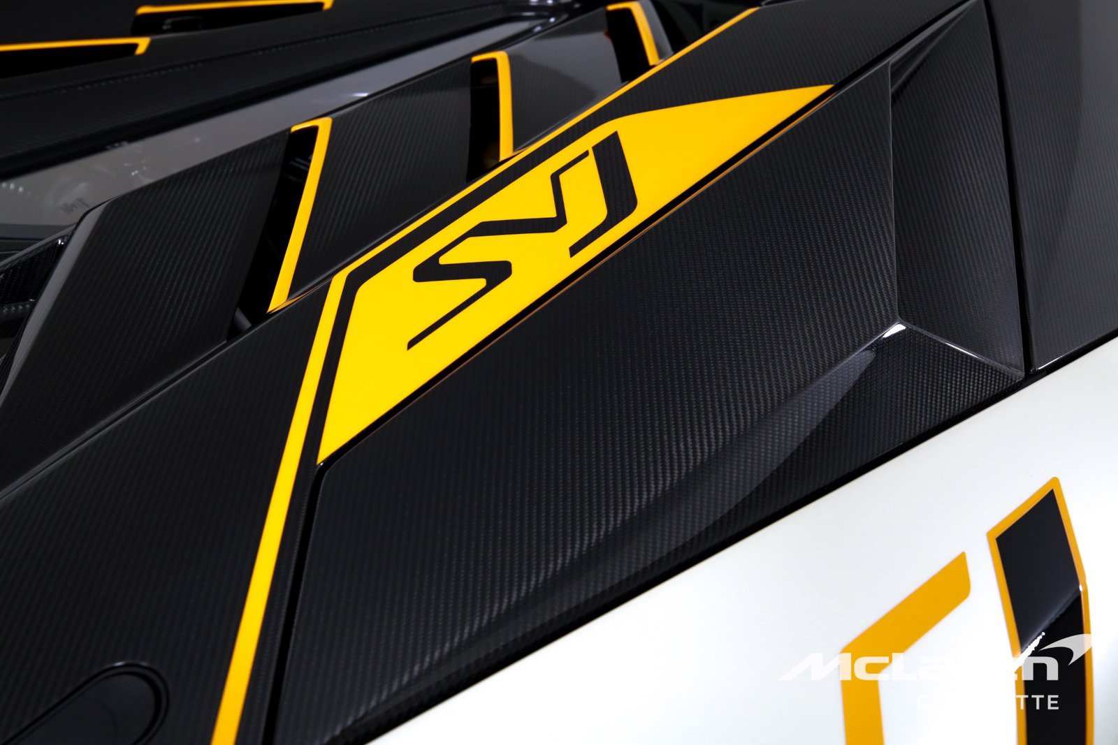 Used 2021 Lamborghini Aventador SVJ AWD/4WD image 39