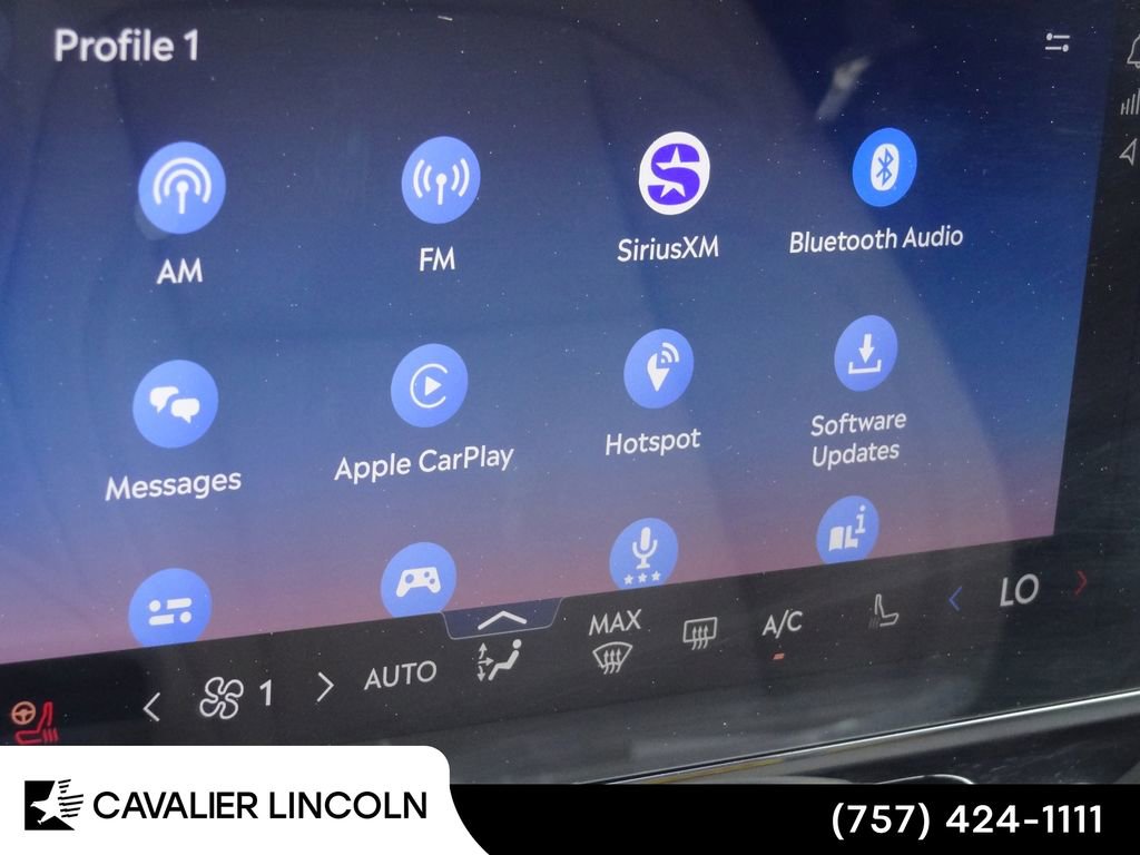 Certified 2025 Lincoln Nautilus Premier image 30