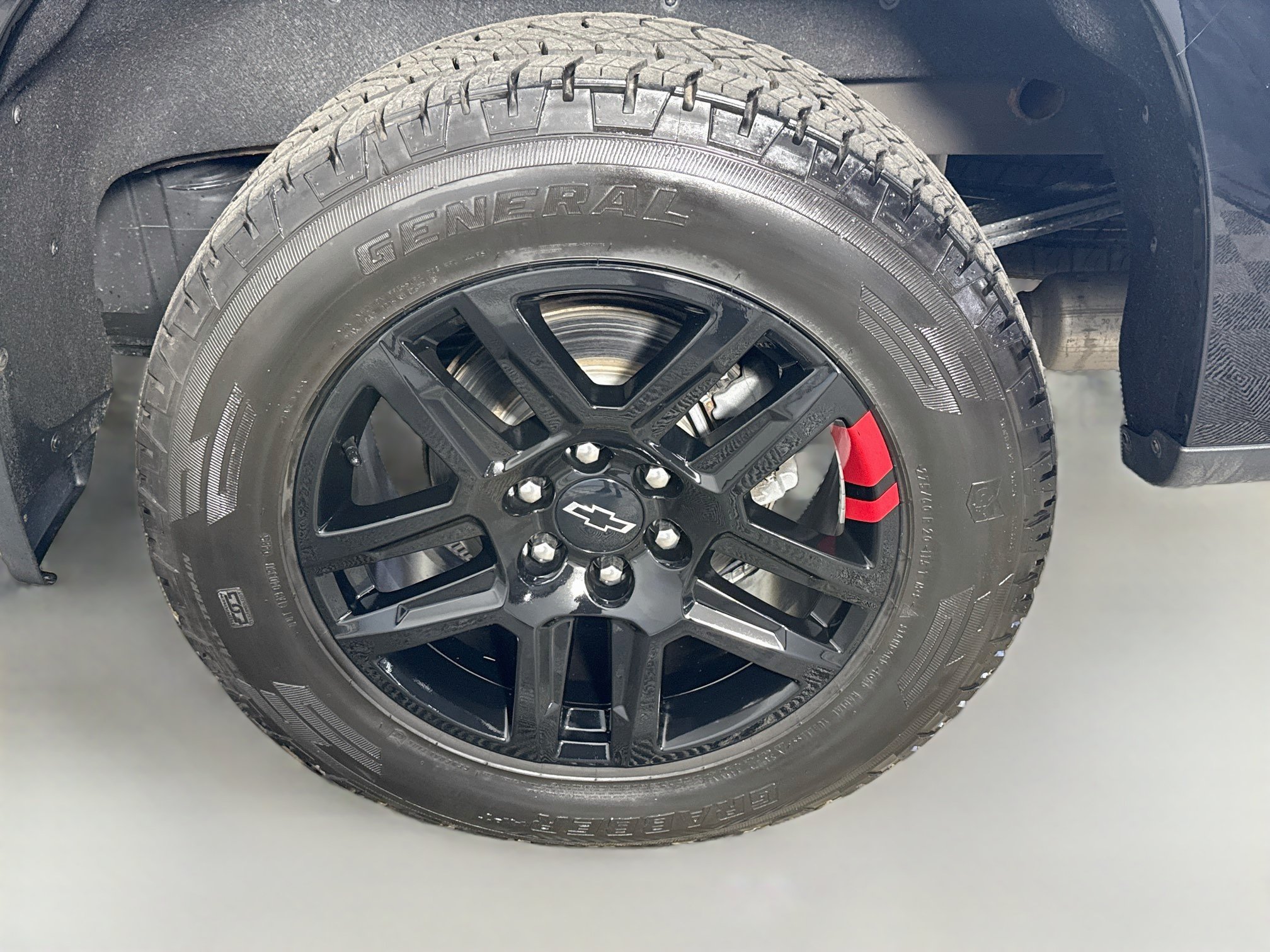 Used 2021 Chevrolet Silverado 1500 RST w/ Redline Edition AWD/4WD image 37