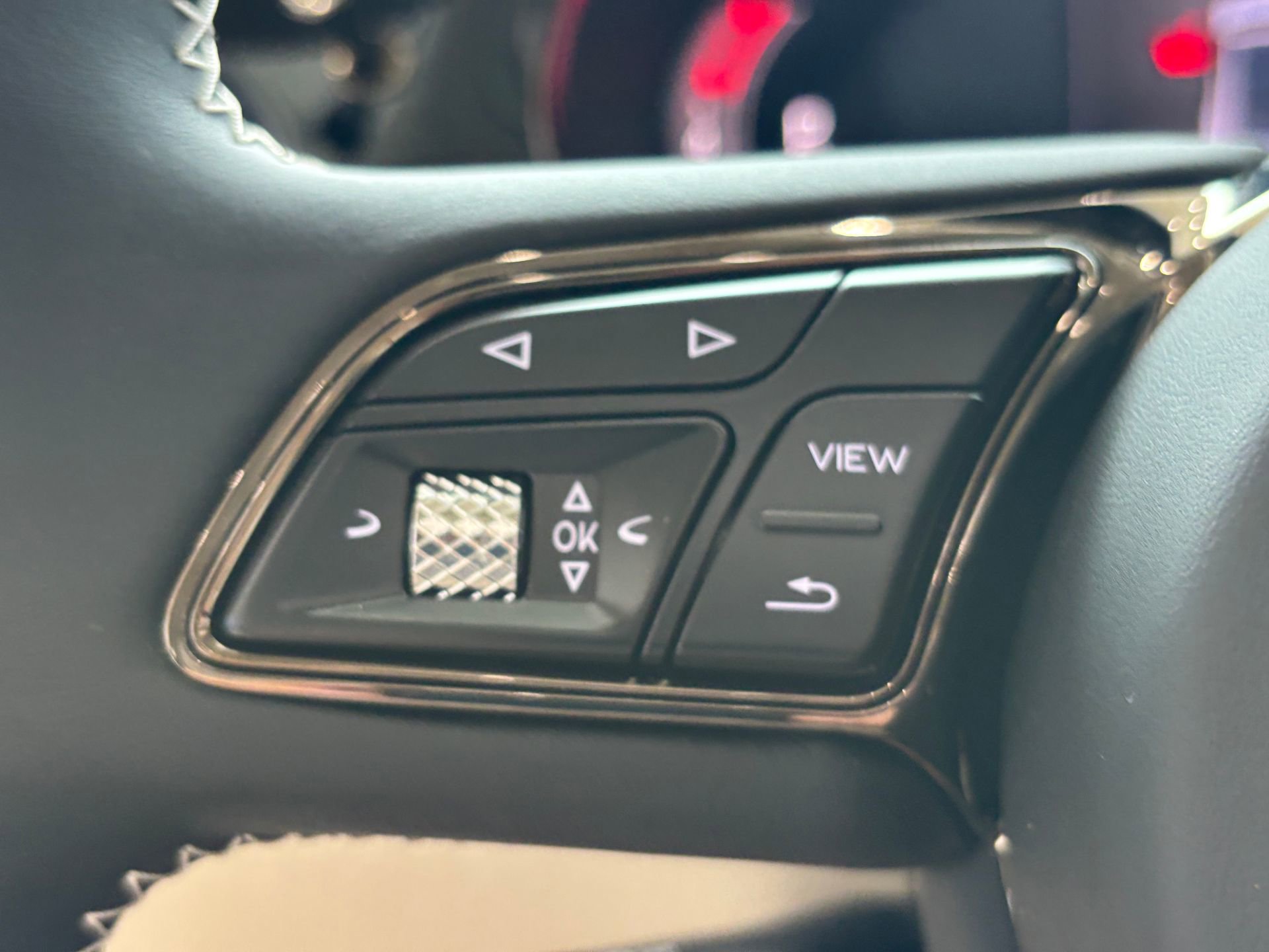 New 2025 Bentley Flying Spur Plug-In Hybrid image 51