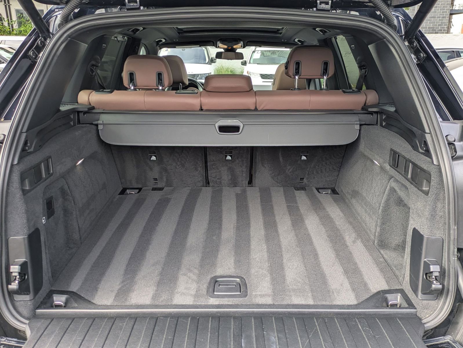 Used 2021 BMW X5 sDrive40i w/ M Sport Package image 29