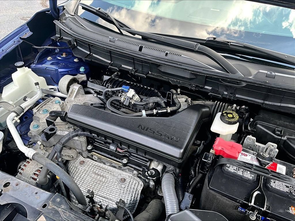 Used 2017 Nissan Rogue SV AWD/4WD image 35
