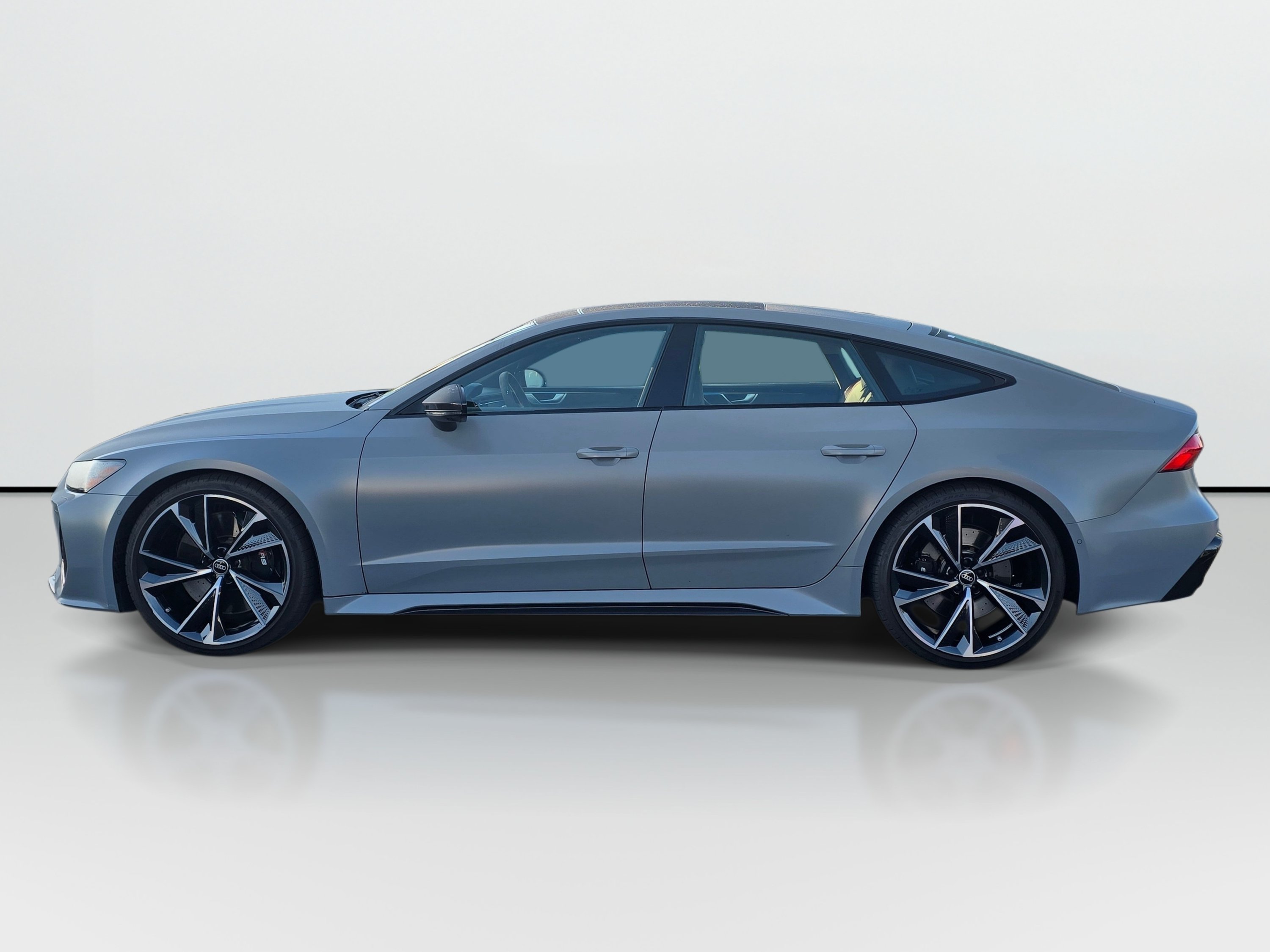 Used 2023 Audi RS 7 Sportback AWD/4WD image 3