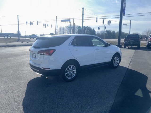 Used 2024 Chevrolet Equinox LT w/ LPO, Floor Liner Package FWD image 7