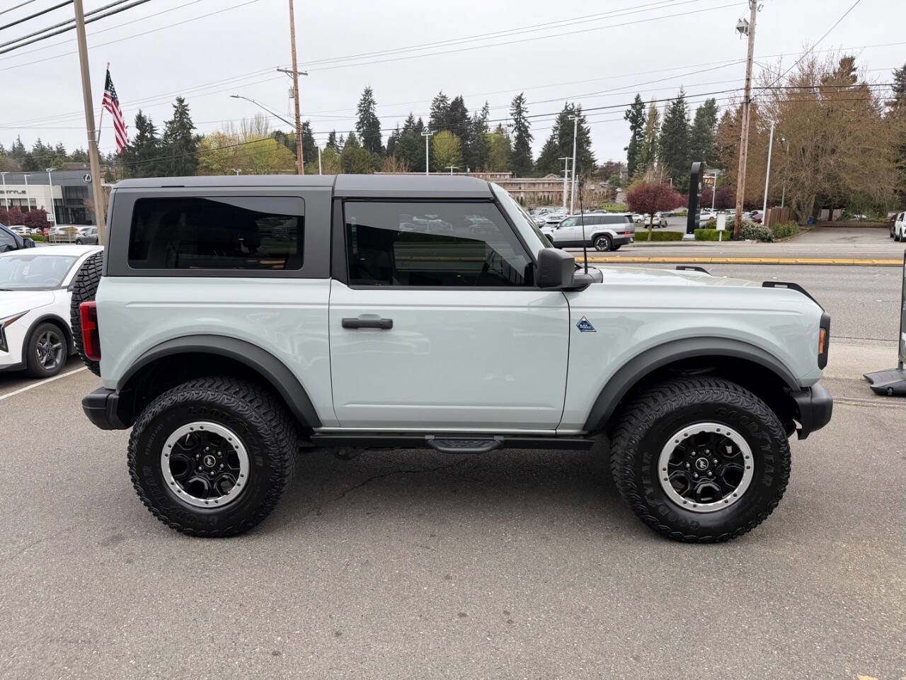 Used 2023 Ford Bronco Black Diamond w/ Sasquatch Package AWD/4WD image 9