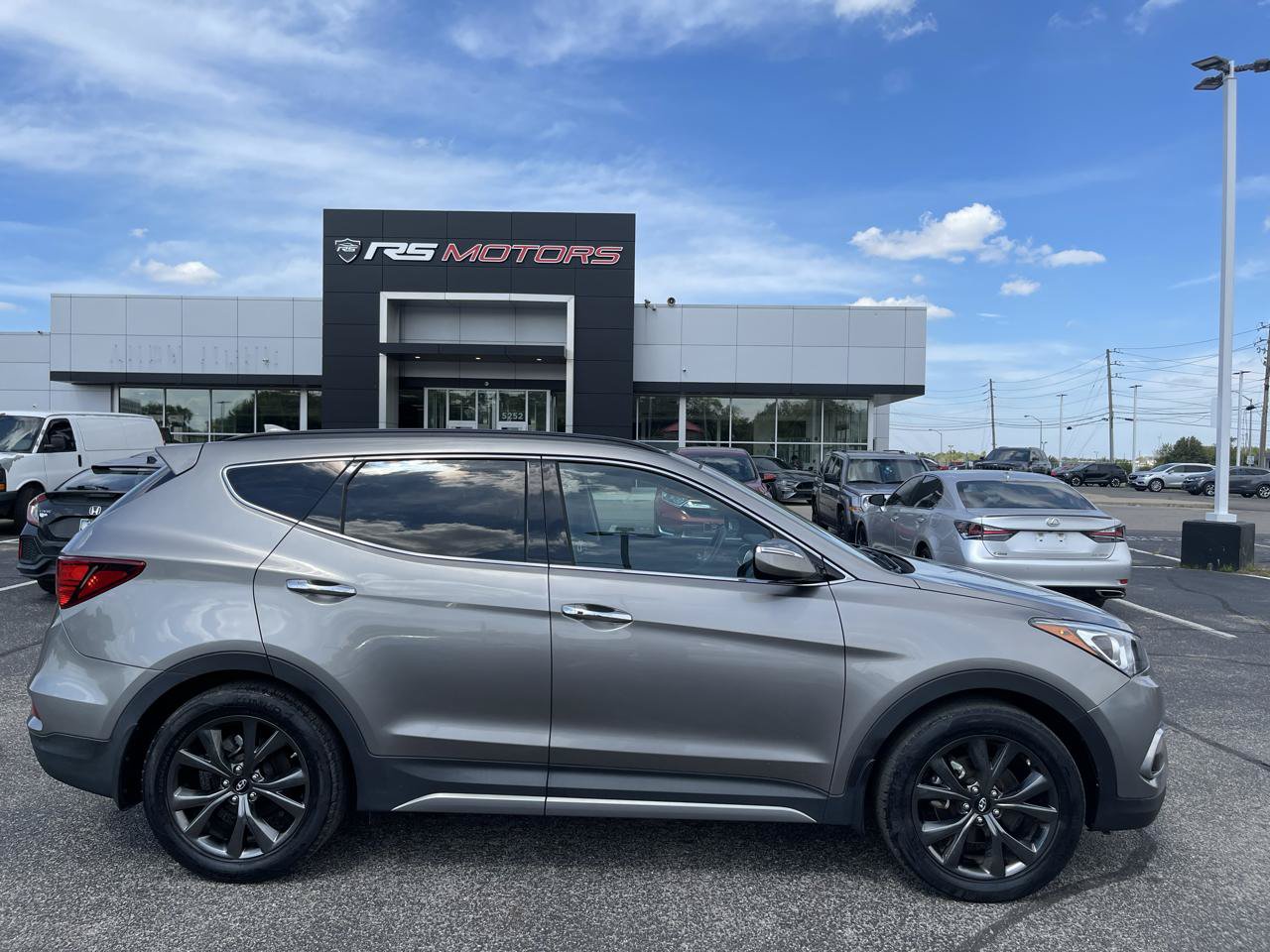 Used 2017 Hyundai Santa Fe Sport w/ 2.0T Ultimate Tech Package 05 FWD image 15