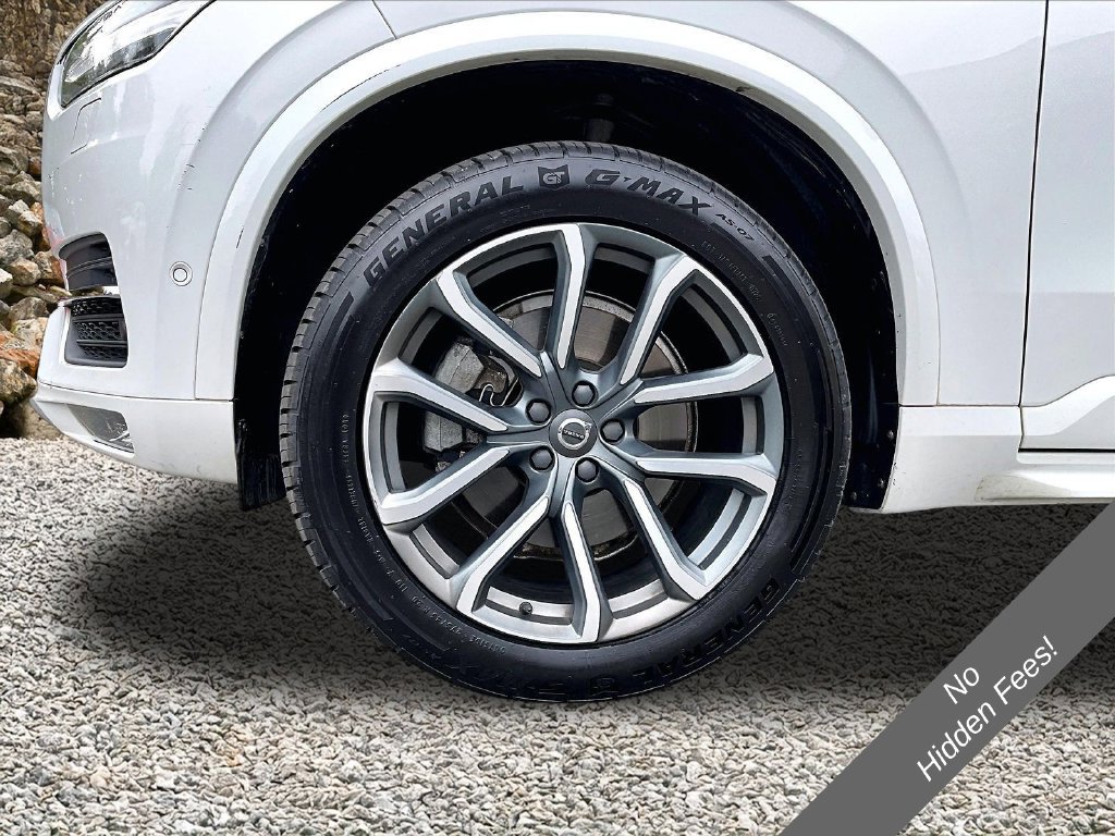 Used 2018 Volvo XC90 T6 Momentum w/ Convenience Package AWD/4WD image 9