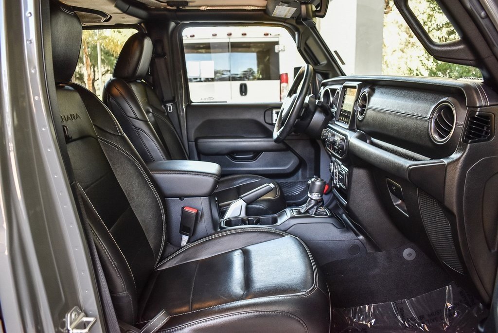 Used 2021 Jeep Wrangler Unlimited Sahara w/ Cold Weather Group image 15